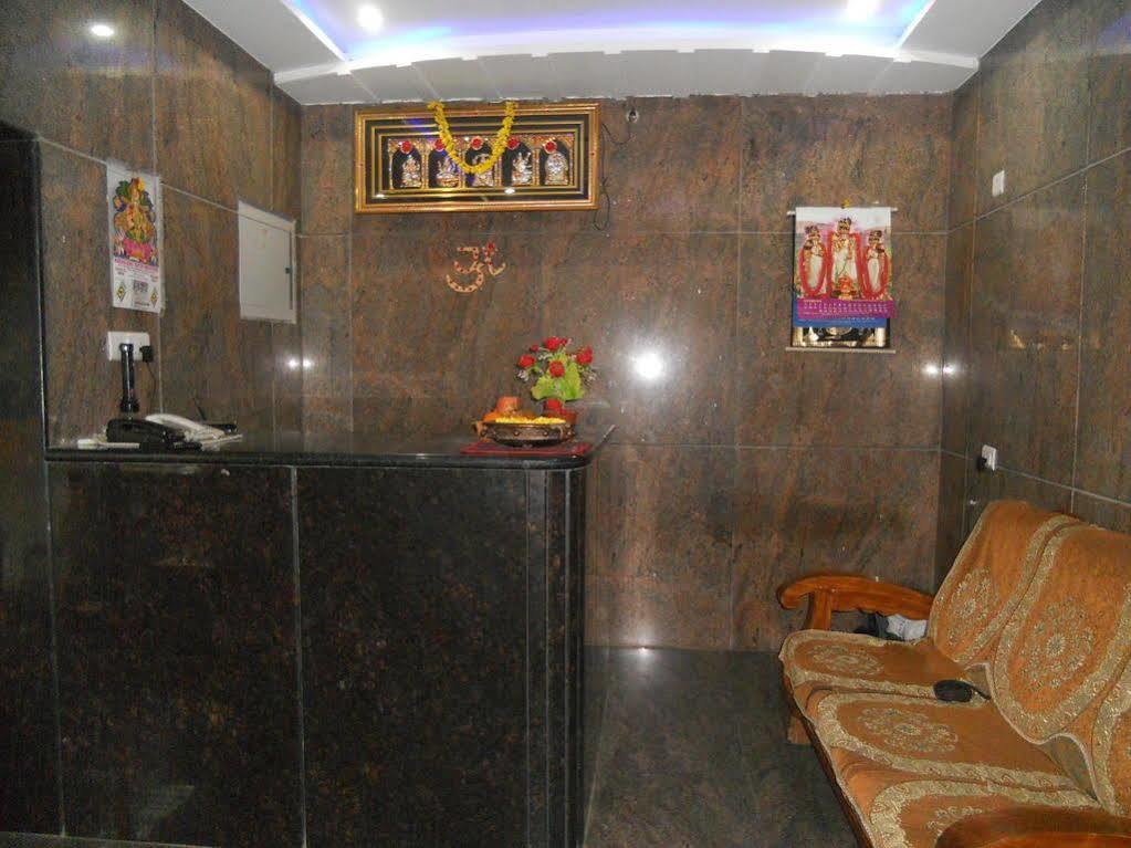 Hotel Sahasra Residency Tirupati Exteriör bild